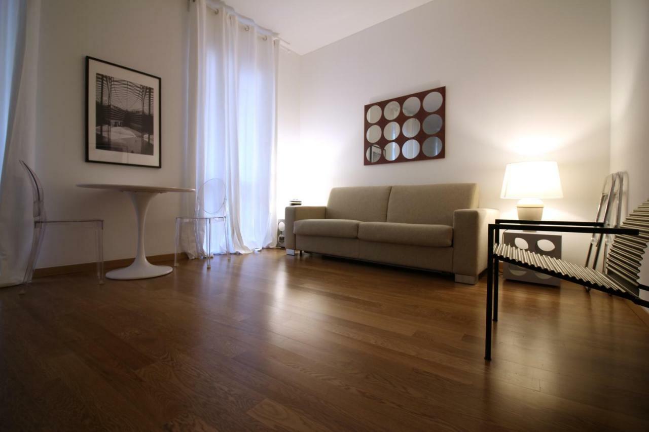 Brera - Fiori Chiari Charme Apartment มิลาน ภายนอก รูปภาพ