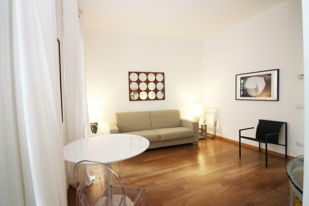 Brera - Fiori Chiari Charme Apartment มิลาน ภายนอก รูปภาพ